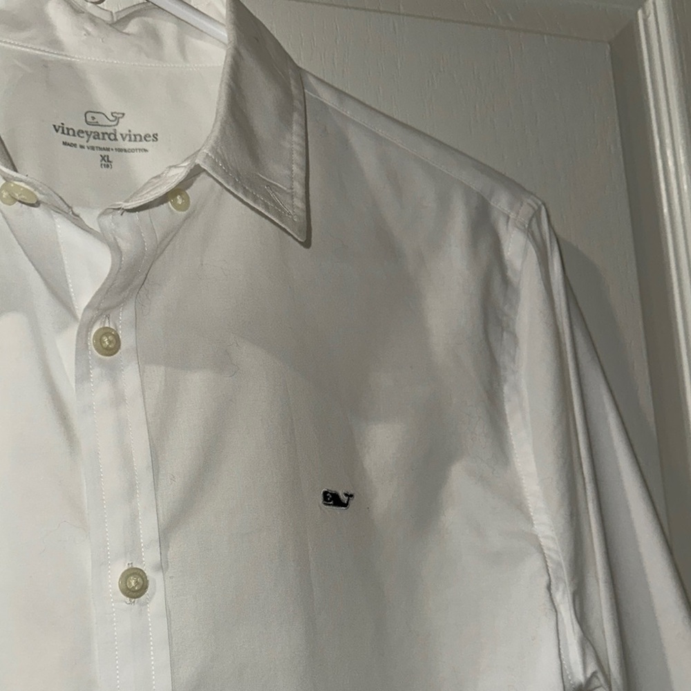 Vineyard Vines White Button-Down Shirt - Picture 6 of 8
